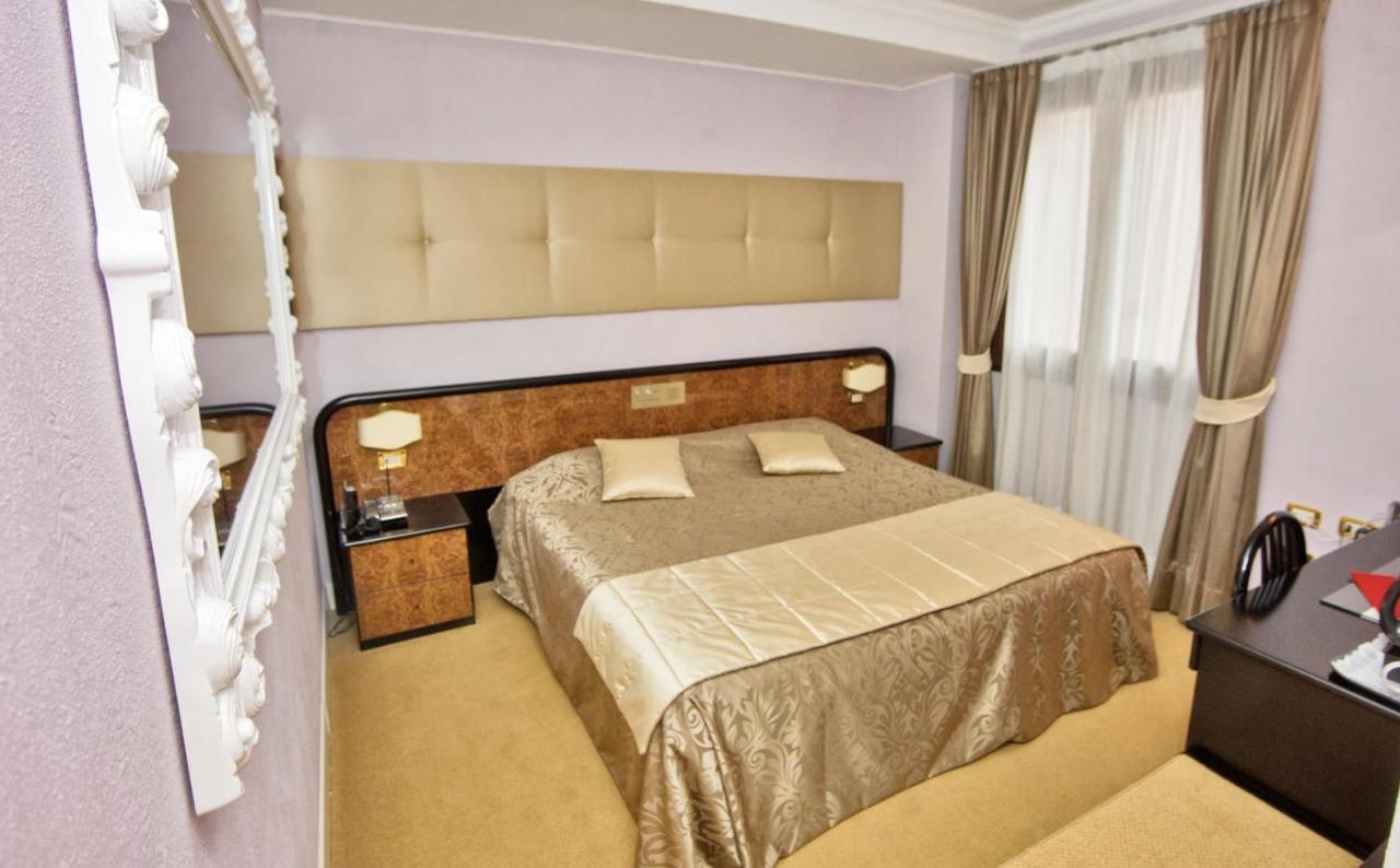 Hotel Villa Regina Margherita Rovigo Dış mekan fotoğraf