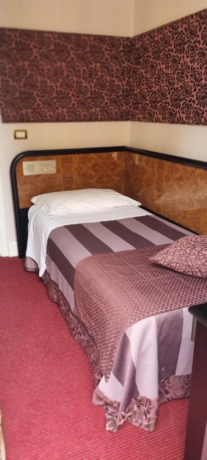 Hotel Villa Regina Margherita Rovigo Dış mekan fotoğraf