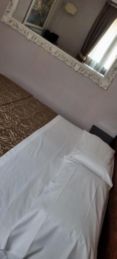 Hotel Villa Regina Margherita Rovigo Dış mekan fotoğraf